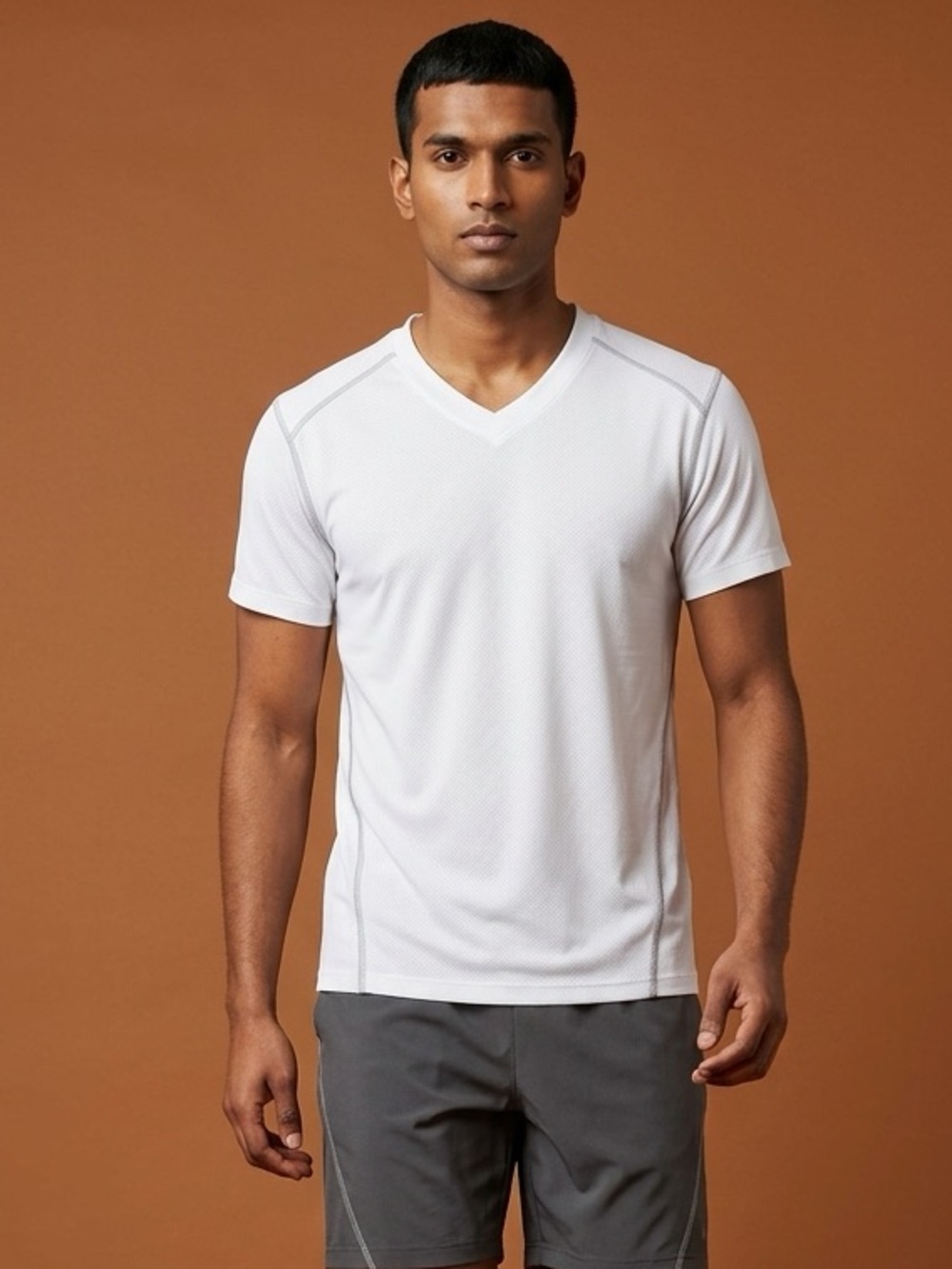 NWT River’s End Men’s White V Neck Short Sleeve Athletic Workout Top - Size